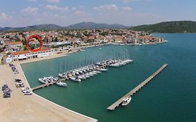 Apartments By The Sea Pirovac, Sibenik - 11824